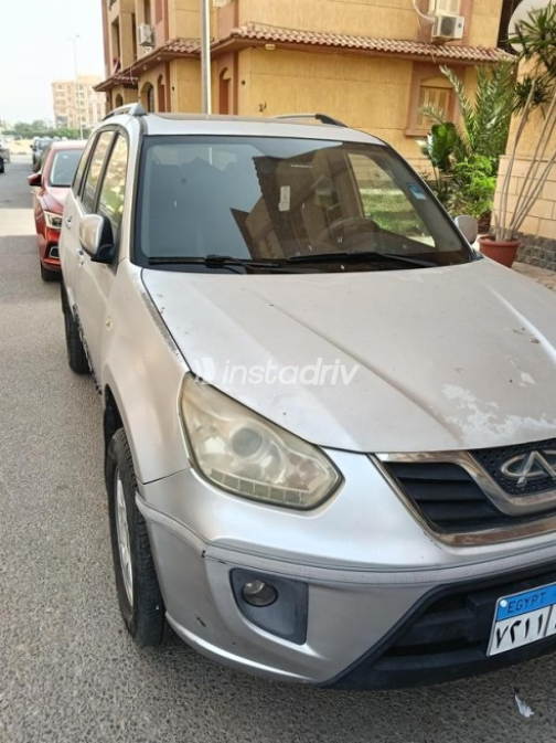 Chery Tiggo 3 2017 Silver Automatic Used for Sale in Cairo - 2