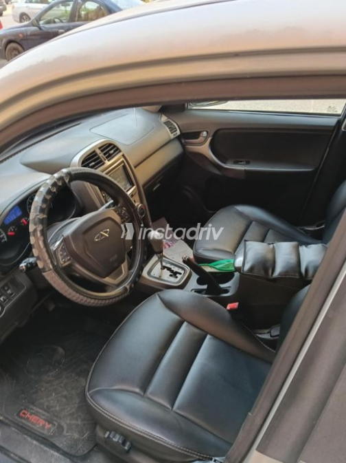 Chery Tiggo 3 2017 Silver Automatic Used for Sale in Cairo - 4