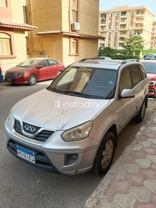 Chery Tiggo 3 2017 Silver Automatic Used for Sale in Cairo - 5