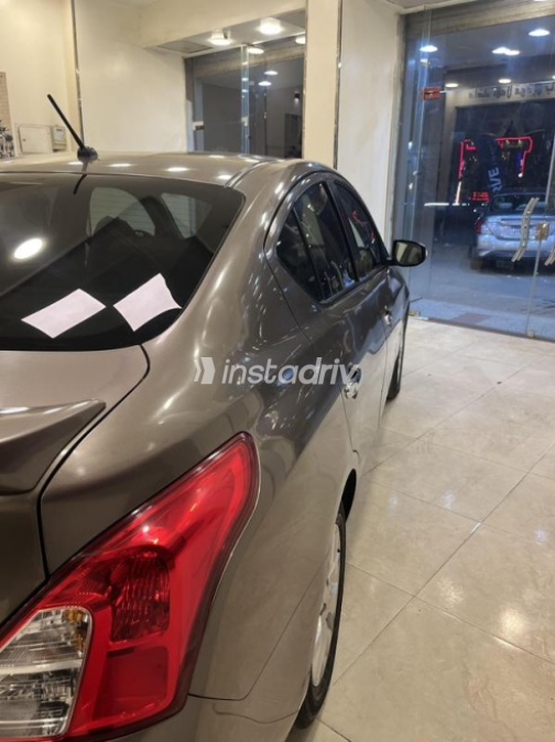 Nissan Sunny 2023 Gray Automatic Used for Sale in El Haram - 4