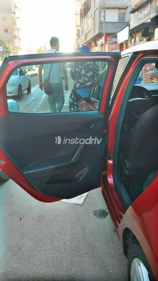Seat Ibiza 2020 Dark Red Automatic Used for Sale in Greater Cairo ( Cairo + Giza) - 5
