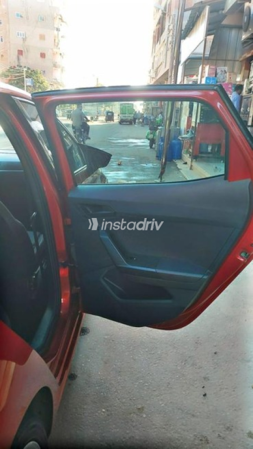 Seat Ibiza 2020 Dark Red Automatic Used for Sale in Greater Cairo ( Cairo + Giza) - 7