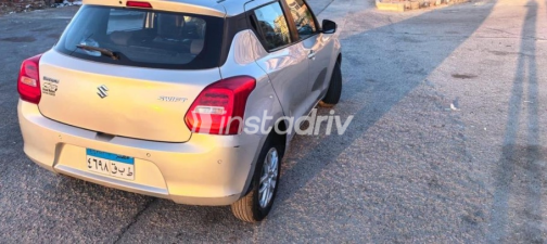 Suzuki Swift 2021 White Automatic Used for Sale in Greater Cairo ( Cairo + Giza) - 4