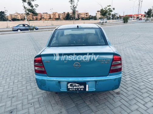 Opel Astra 2005 Dark Blue Automatic Used for Sale in Cairo - 5