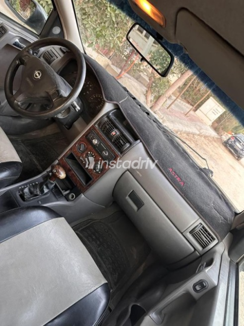 Opel Astra 2005 Dark Blue Automatic Used for Sale in Cairo - 10