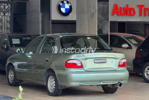 Hyundai Accent 2005 Silver Manual Used for Sale in Greater Cairo ( Cairo + Giza) - 7