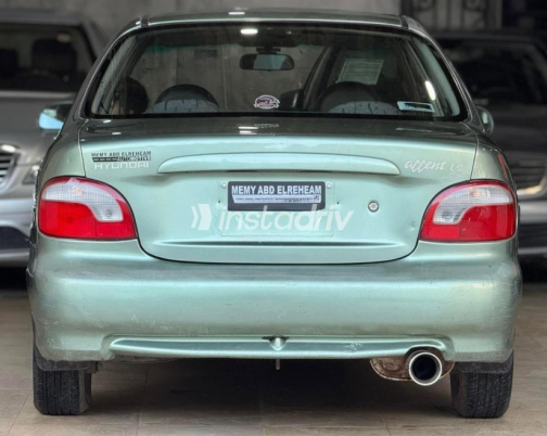 Hyundai Accent 2005 Silver Manual Used for Sale in Greater Cairo ( Cairo + Giza) - 8