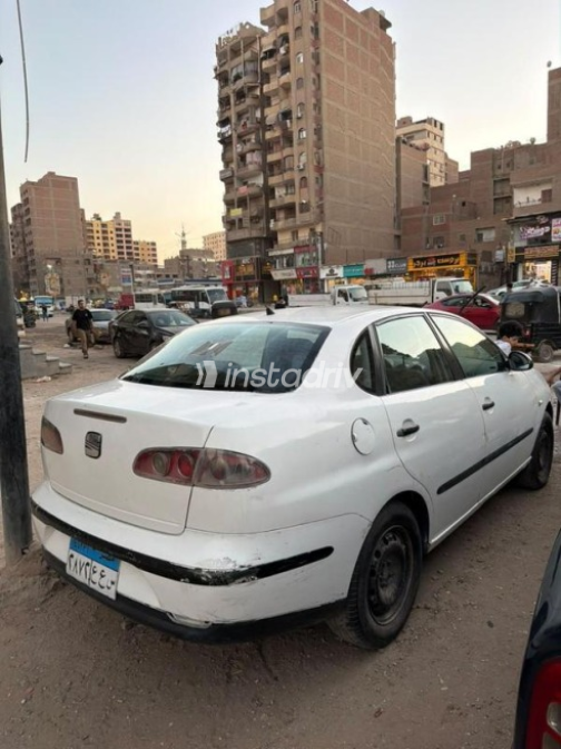 Seat Ibiza 2008 White Manual Used for Sale in Cairo - 3