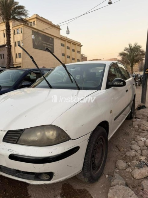 Seat Ibiza 2008 White Manual Used for Sale in Cairo - 4