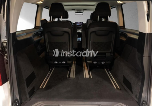 Mercedes EQV 300 2024 White Automatic Used for Sale in Cairo - 6