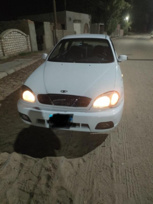 دايو لانوس 2008 أبيض يدوي مستعملة للبيع في كوم أمبو