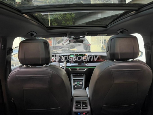 Volkswagen Tiguan 2024 White Automatic Used for Sale in Nasr city - 8