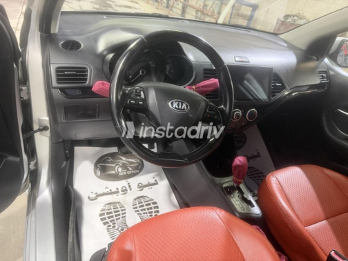 Kia Picanto 2015 Silver Automatic Used for Sale in Nasr city - 2