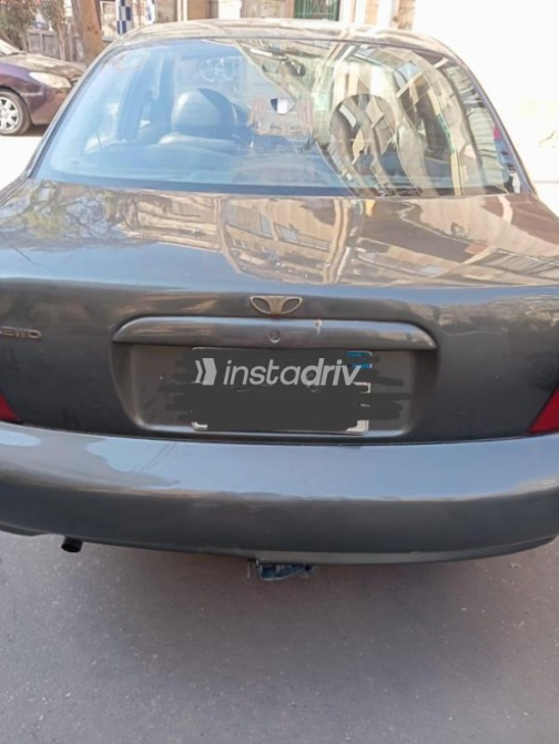 Daewoo Nubira 1 1998 Dark Green Manual Used for Sale in Cairo - 2