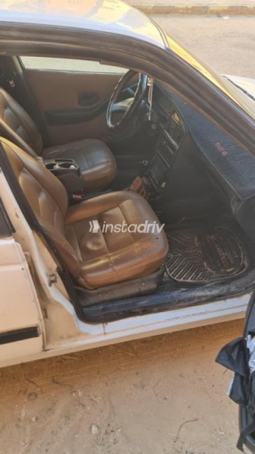بيجو 405 1996 أبيض يدوي مستعملة للبيع في الإسكندرية - 10