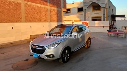 Hyundai IX 35 2015 Silver Automatic Used for Sale in Kafr el-Sheikh - 3