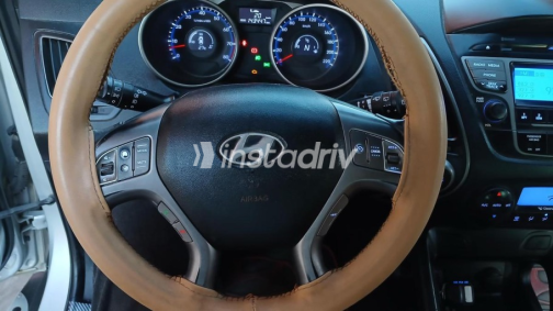 Hyundai IX 35 2015 Silver Automatic Used for Sale in Kafr el-Sheikh - 8