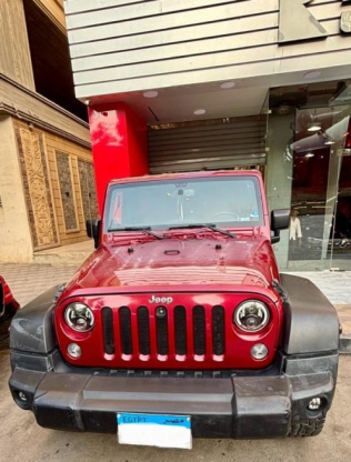 Jeep Wrangler 2014 Dark Red Automatic Used for Sale in Mohandessin