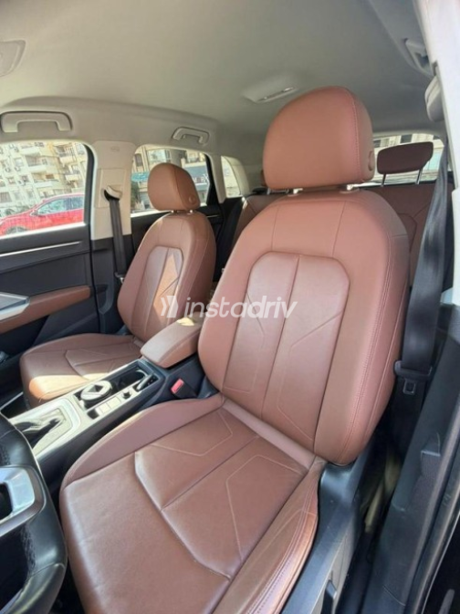 Audi Q3 2024 Black Automatic Used for Sale in Cairo - 5