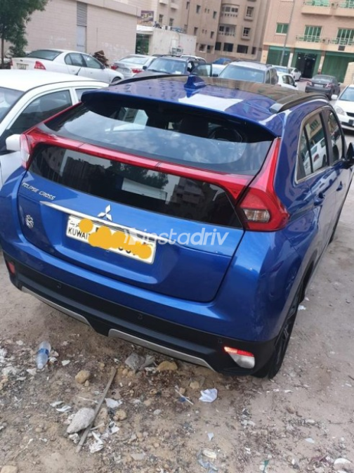 Mitsubishi Eclipse Cross 2019 White Automatic Used for Sale in Greater Cairo ( Cairo + Giza) - 3