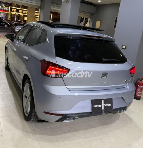 Seat Ibiza 2020 Silver Automatic Used for Sale in Damietta - 5