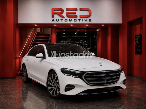 Mercedes E 300 2025 White Automatic Used for Sale in Mohandessin - 1
