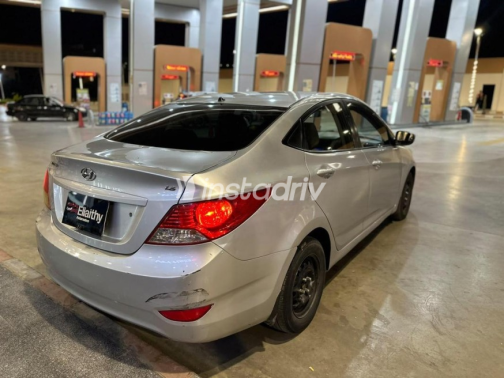 Hyundai Accent RB 2015 Silver Automatic Used for Sale in Cairo - 5