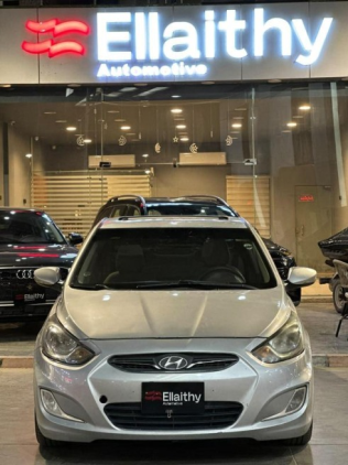 Hyundai Accent RB 2015 Silver Automatic Used for Sale in Cairo