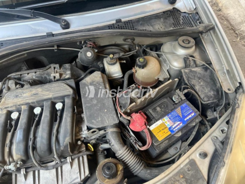 Renault Sandero 2014 Silver Automatic Used for Sale in Nasr city - 6