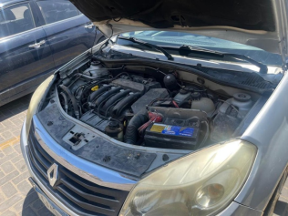 Renault Sandero 2014 Silver Automatic Used for Sale in Nasr city