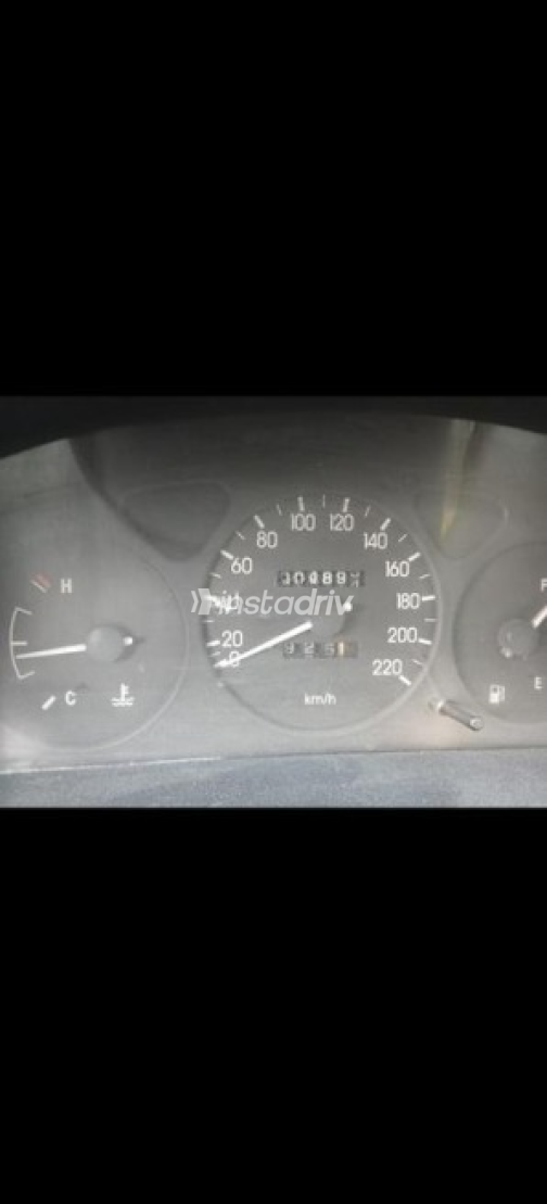 Chevrolet Lanos 2010 Black Manual Used for Sale in Nasr city - 10