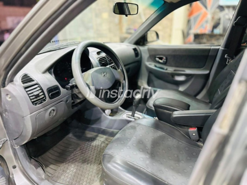 Hyundai Verna 2012 Dark Blue Automatic Used for Sale in El Haram - 8