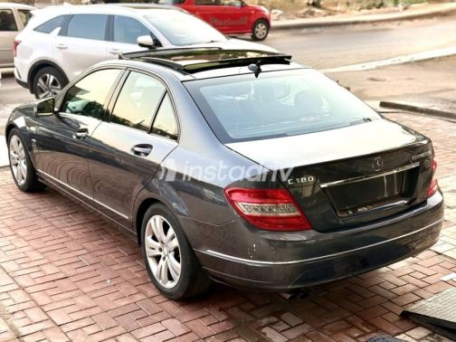 Mercedes C 180 2010 Gray Automatic Used for Sale in Nasr city - 7