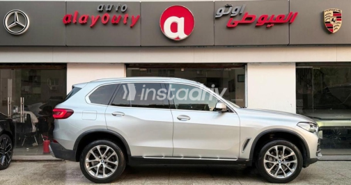 BMW X5 2021 Silver Automatic Used for Sale in Nasr city - 9