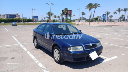 سكودا اوكتافيا A4 2009 أزرق غامق يدوي مستعملة للبيع في الإسكندرية - 1