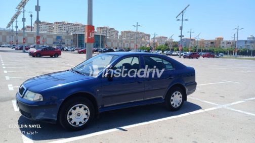 سكودا اوكتافيا A4 2009 أزرق غامق يدوي مستعملة للبيع في الإسكندرية - 2
