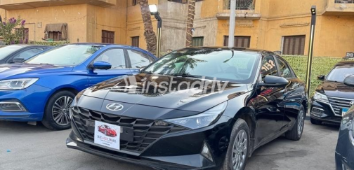 هيونداي إلنترا 2021 أسود أوتوماتيك مستعملة للبيع في مصر الجديدة - 7