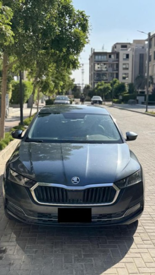 سكودا اوكتافيا A8 2022 أبيض أوتوماتيك مستعملة للبيع في القاهرة الكبرى ( القاهرة - الجيزة)