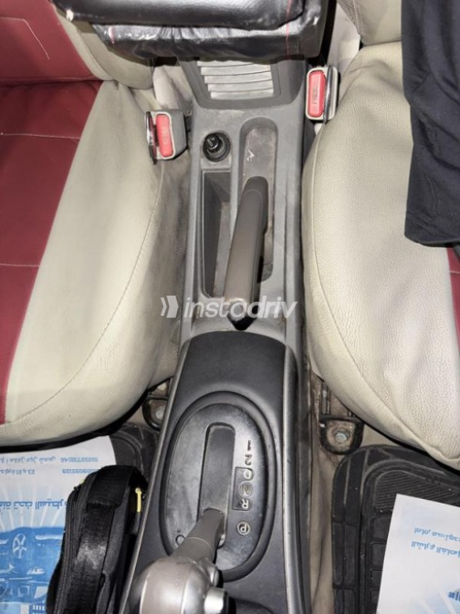 Nissan Sunny 2015 Black Automatic Used for Sale in 10th of Ramadan - 4