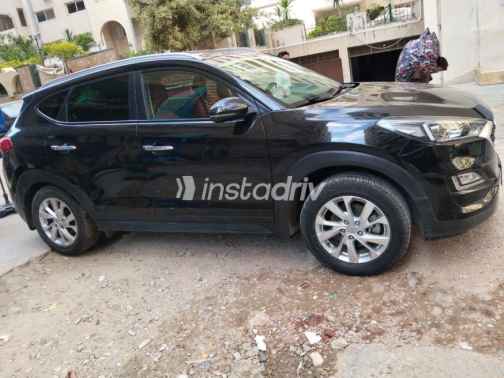Hyundai Tucson 2020 Black Automatic Used for Sale in Alexandria - 3