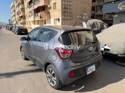 Hyundai I10 2019 Gray Automatic Used for Sale in Damietta - 2