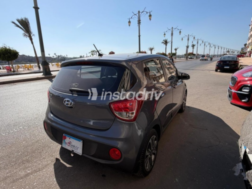 Hyundai I10 2019 Gray Automatic Used for Sale in Damietta - 8