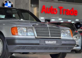 Mercedes E 200 1985 Silver Automatic Used for Sale in Greater Cairo ( Cairo + Giza)