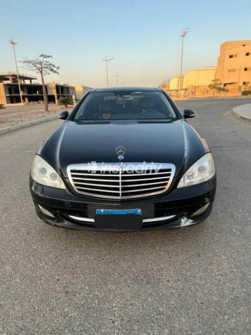 مرسيدس S 500 2007 أسود أوتوماتيك مستعملة للبيع في القاهرة الكبرى ( القاهرة - الجيزة) - 1