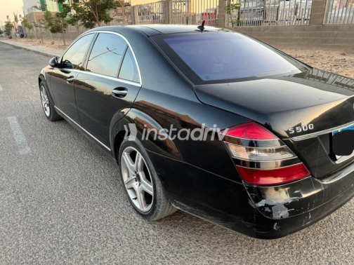 مرسيدس S 500 2007 أسود أوتوماتيك مستعملة للبيع في القاهرة الكبرى ( القاهرة - الجيزة) - 2