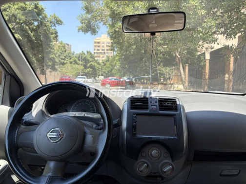 Nissan Sunny 2013 Champagne Automatic Used for Sale in Nasr city - 6