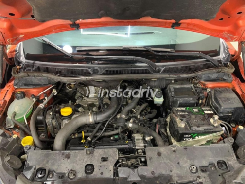 Renault Captur 2017 White Automatic Used for Sale in Greater Cairo ( Cairo + Giza) - 4