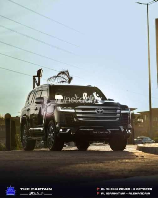 Toyota Land Cruiser 2024 Black Automatic Used for Sale in Sheikh Zayed City - 1