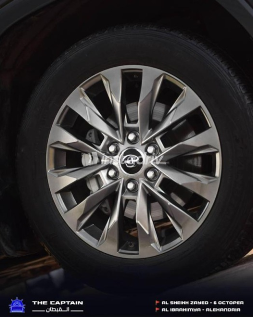 Toyota Land Cruiser 2024 Black Automatic Used for Sale in Sheikh Zayed City - 4