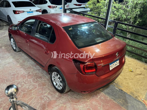 Renault Logan 2018 Dark Red Automatic Used for Sale in Nasr city - 2